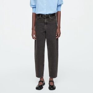 COS Barrel Leg Arch Tapered Ankle High-Rise Denim Jeans Black 24